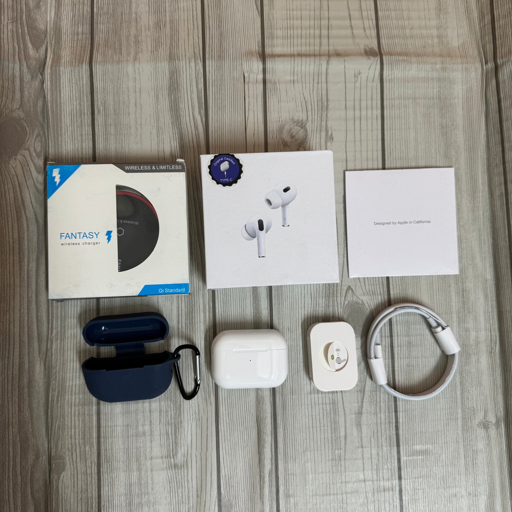 Airpods pro 2  COMBO 3in1 (1month warranty)