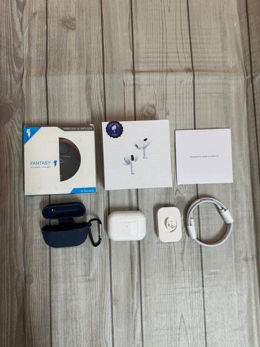 Airpods pro 2  COMBO 3in1 (1month warranty)